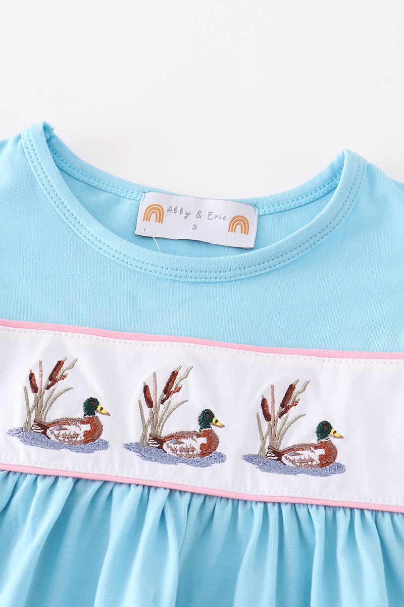 Blue Duck Embroidery - Girl Set