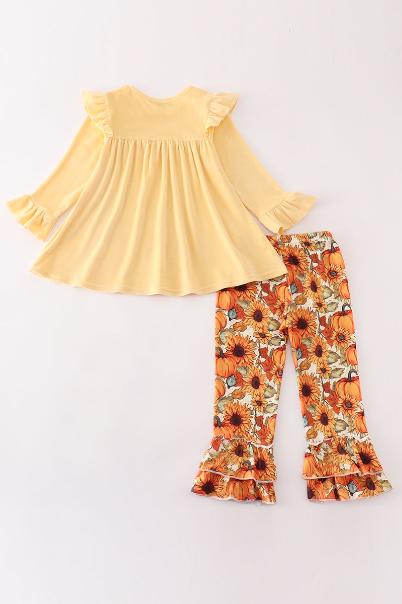 Beige Velvet Pumpkin - Girl Ruffle Pants Set